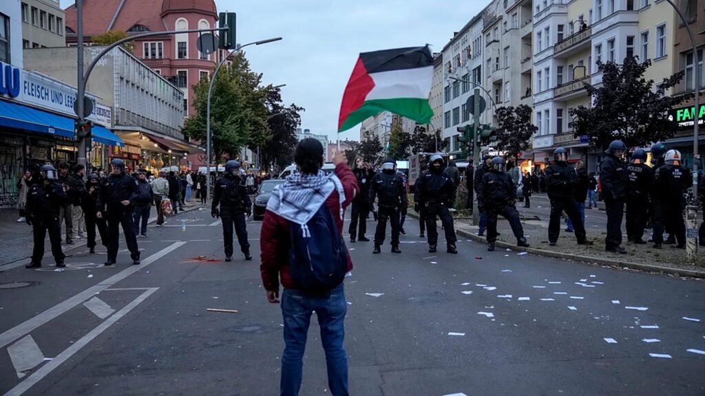 Italy Erupts: Pro-Palestine Demo Sparks Riots