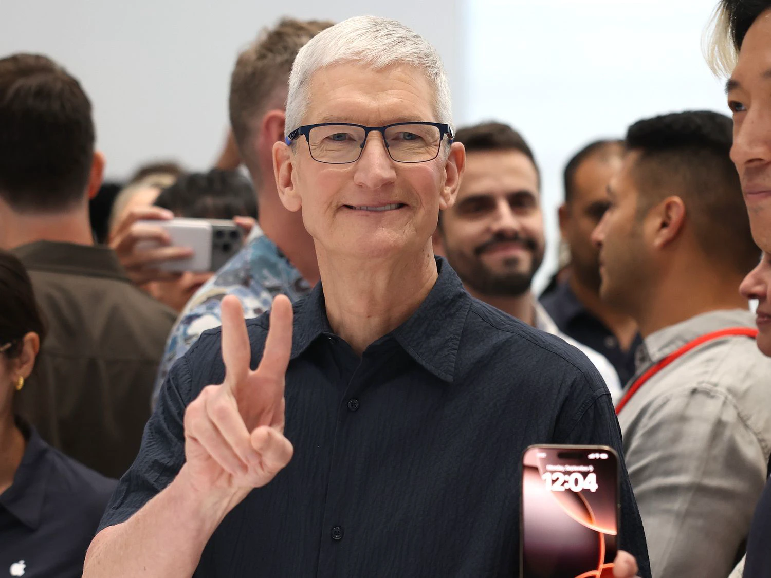 Apple Loses $112 Billion After iPhone 17 Launch